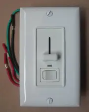 SINGLE POLE SLIDE DIMMER SWITCH S-600P LED INDICATOR LIGHT - WHITE