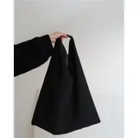 在飛比找ETMall東森購物網優惠-韓版 上新慵懶風大包 暗黑風單肩包手提包 拼接休閑帆布包 女
