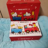 在飛比找蝦皮購物優惠-Hello kitty 收納密集板木盒  全新未使用