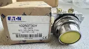 NEW EATON CUTLER HAMMER 10250T30Y Flush Yellow Push Button 1 NO 1 NC Contact