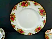 Old Country Roses Royal Albert Bone China England Dinner Plate Unused