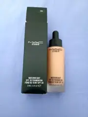 MAC Studio Waterweight SPF30 Foundation- NW35 - 30mL NEW BOXED Makeup