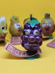 FUNNY FRUITS 1971 Hoo's: Grape Candy Powder Filled Toy - IT FIZZES! - SEALED