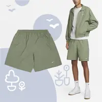 在飛比找ETMall東森購物網優惠-Nike 短褲 LAB Solo 綠 男款 褲子 防潑水 拉