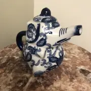 Vintage Blue And White Ceramic Elephant Teapot 5.75” Tall New without Box