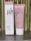 Glo Skin Beauty Blurring Primer - Pore-minimizing + Smooth Finish 1 fl oz