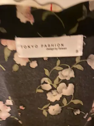 YOCO 東京著衣 黑色碎花洋裝