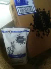 WALLABY BAKER'S BREAD FLOUR 4 X 1KG - FREE POST