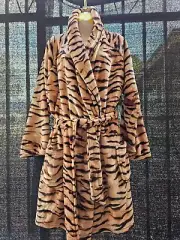 Victoria’s Secret Tie Waist Sleep Cozy Bath Robe Size Medium/Large Tiger Print