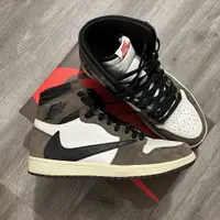 在飛比找蝦皮購物優惠-Travis Scott xAir Jordan 1 倒勾 