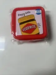 VEGEMITE SNACK / SANDWICH CONTAINER RED (TO21