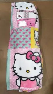 HELLO KITTY BLOCK FLORAL BLANKET 50 X 70 NEW