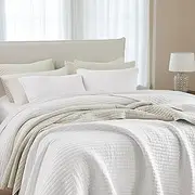 WDCOZY White King Size Quilt Set, 100% Cotton Fabric, 100% Polyester Filling, Shabby Chic Rustic Farmhouse Country Bedspread, Textured Gauze Coverlet, Soft Lightweight Bedding, All Season, 2 Shams