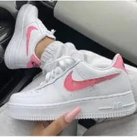 在飛比找蝦皮購物優惠-Nike Air Force 1 SE “Love For 