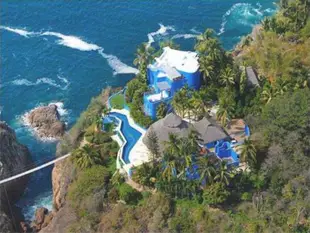 Bungalows & Casitas de las Flores in Careyes