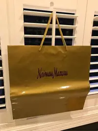 在飛比找Yahoo!奇摩拍賣優惠-Neiman Marcus /  紙袋 提袋 40x41x1