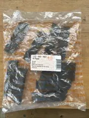 NEW OEM Chip Guards for Stihl 044,460,461,1125-656-1501 (