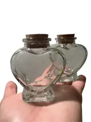 2PCS Mini Glass Heart-Shaped Bottles with Cork Stoppers Party Supplies Wedding