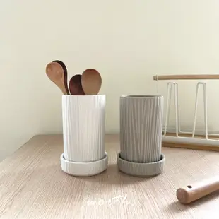 渥思【現貨】日系陶瓷餐具收納瀝水桶 陶瓷筷子桶簡約瀝水架