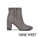 NINE WEST TAKES 9x9 麂皮粗跟高跟踝靴-灰色
