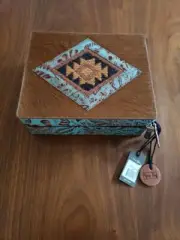 New Myra Bag Cowhide Embossed Leather Rug Fabric Western Jewelry Box Case S-6959