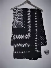 CRAFT-CROCHET-RUG 117cm(46"Sq) Hand Made Throw Rug-Black/White/Grey Tones (#25)