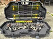 Bear Approach Compound Bow RH 55 to 70 lbs..(Zombie Slayer).