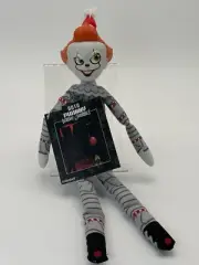 Kid Robot Holiday Horribles Horror Pennywise 8" IT Christmas Elf Shelf Figure