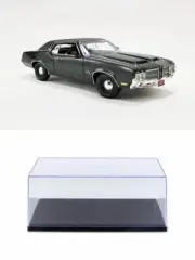 DIECAST CAR W/DISPLAY CASE 1971 OLDSMOBILE CUTLASS SX ROCKET 455 A1805619 1/18