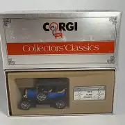 1:43 Ford Model T 1915. C863 Corgi Collector's Classics Blue Black Canopy