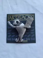 Artifacts Silvertone O Solo Meow Cat Pin New in Package!!