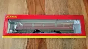 Hornby R4936 BR GUV Maroon Coach No."W86468" NEW