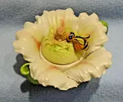 KHIEN CERAMICS WHITE & PINK HIBISCUS FLOWER MINIATURE MEDIUM TEAPOT NIB FR-182