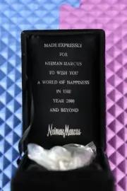 Neiman Marcus 2000 Millenium A World of Happiness Globe Wine Bottle Stopper