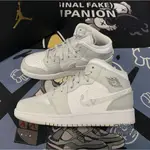 日韓代購 AIR JORDAN 1 MID (GS) "GREY CAMO" 灰白 小DIOR DD3235-100