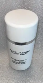 MARC JACOBS Glow Away Coconut Body Stick Blurring Bronzer - Tantalize 16 - 1.7oz