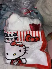 Hello Kitty Tote Bag & Plushie Decor