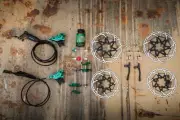 2025 SRAM motive Ultimate Expert Kit Teal Limited Edition front, rear, 4x rotors