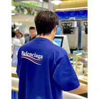 在飛比找蝦皮購物優惠-巴黎世家 Balenciaga 經典可樂標誌短袖T恤,適合男