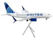 Boeing 737-700 United Airlines White Blue Tail 1/200 Diecast GeminiJets Model