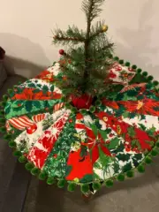 Christmas Tree Skirt Vintage Tablecloth Fabrics Dresden Plate Patchwork 19"