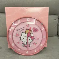 在飛比找蝦皮購物優惠-全新 正版 Hello Kitty時鐘 掛鐘