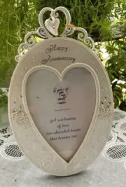 ENESCO OVAL / HEART ANNIVERSARY PICTURE FRAME - HOLDS 6" X 4" PHOTO