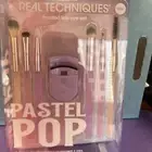 Real Techniques Frosted Lids Eye Set Everyday Essentials Kit 6 Piece Set