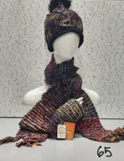 SCREAMER Set # 65: Mitts, Beanie, Scarf *New With Tags*