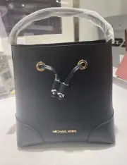 Michael Kors Mercer Medium Drawstring Bucket Messenger + dust bag- Black