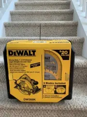 Dewalt Heavy Duty 7 1/4 Inch Circular Saw With 3 Extra Blades (DW368K)