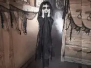 Hanging Undead Girl Prop Zombie Halloween Decor Horror Haunted House Party Ghost