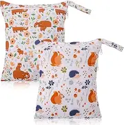 Waterproof Cloth Nappies Wet Bags, 2 Large Changing Bags, Wet Bags, Reusable Wet Dry Cloth Nappy Bag with Zip for Baby Travel on The Go, Bears and Hedgehog Patterns, Diaper Bag with 2
