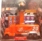 NASCAR® and Home Depot Tony Stewart #20 PEZ Dispenser Gift Set NEW